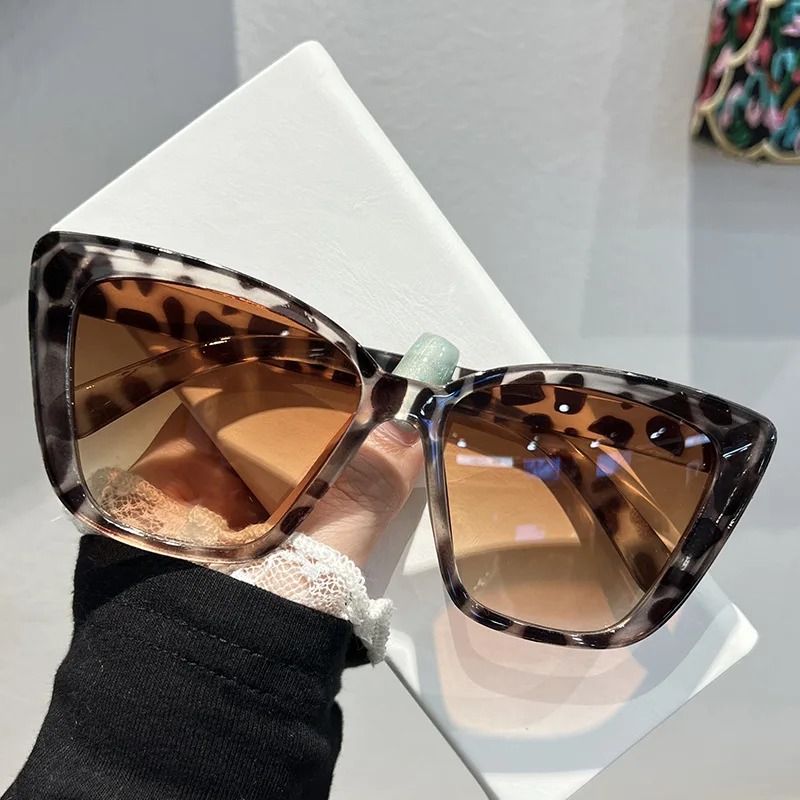 Trendy Cat Eye Sunglasses for  - Sunglasses Cat Eye recensie en prijs